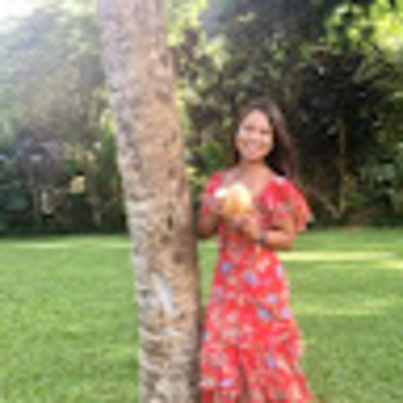 Meet your Posher, Carla - Picture 1 of 1